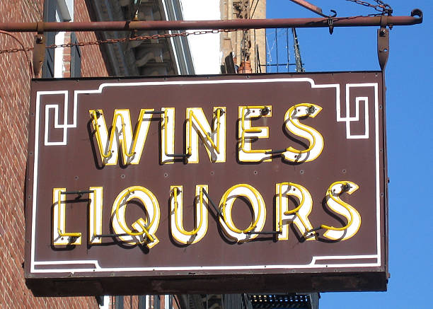 istock Wines Liquors Sign 182659184