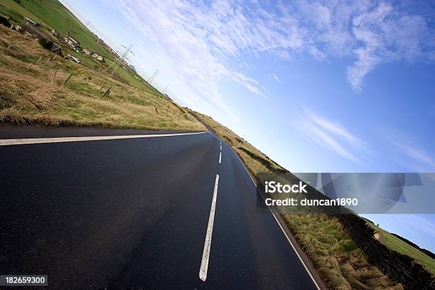 Foto de Aberto Road e mais fotos de stock de Aberto - Aberto, Autoestrada, Campo