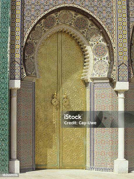 Golden Gate Palazzo Di Fes Marocco - Fotografie stock e altre immagini di Africa - Africa, Africa settentrionale, Antico - Condizione