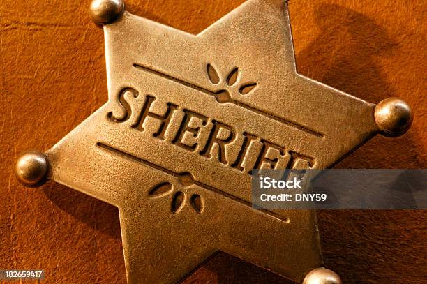 Sceriffo Badge - Fotografie stock e altre immagini di Autorità - Autorità, Badge, Composizione orizzontale