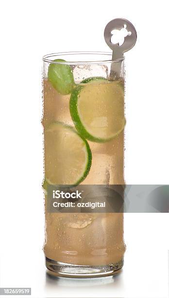 Foto de Bebida Tropical e mais fotos de stock de Abacaxi - Abacaxi, Bebida, Bebida alcoólica