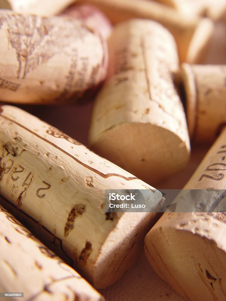 Вино пробки (Серия 28 изображения - Стоковые фото Винная пробка роялти-фри
