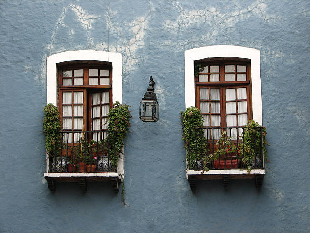 Cтоковое фото Два испанский balconys