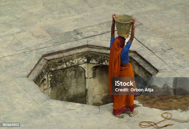 Aguas - Fotografie stock e altre immagini di India - India, Sbilanciato, Adulto