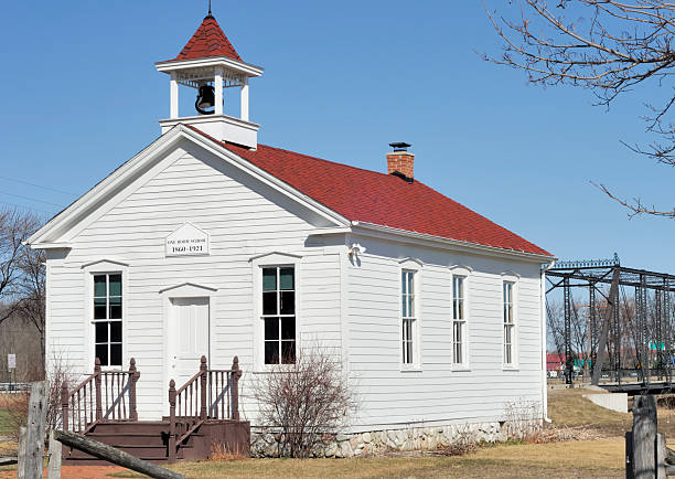 istock Oldfashioned One Room Schoolhouse 182662588