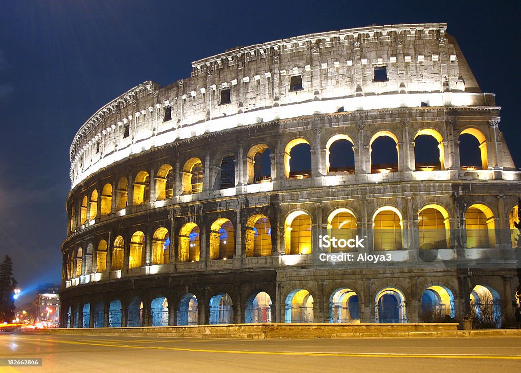 Rome Colisée de nuit - Photo de Angle libre de droits