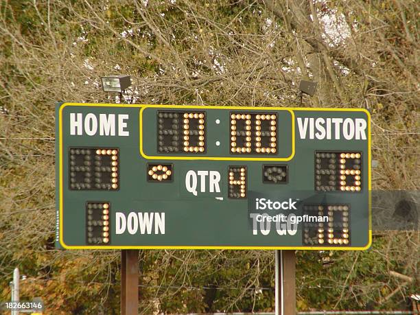 Casa Team Vince - Fotografie stock e altre immagini di Tabellone segnapunti - Tabellone segnapunti, Football americano, Attrezzatura per illuminazione