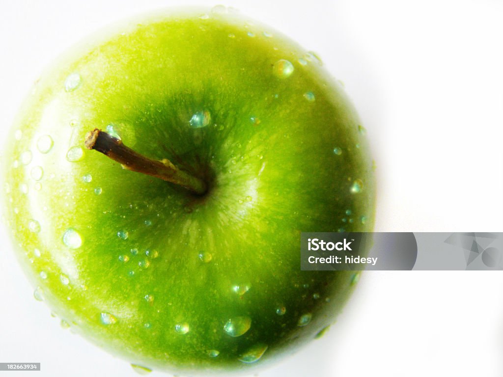 Wet maçã Granny Smith - Foto de stock de Maçã royalty-free