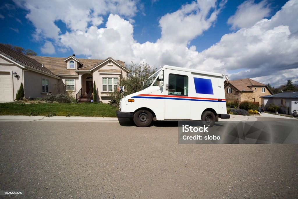 Courrier postal livraison dans les environs - Photo de Service postal libre de droits