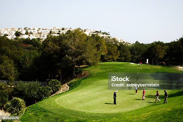 Golf Green - zdjęcia stockowe i więcej obrazów Hiszpania - Hiszpania, Pole golfowe, 60-69 lat