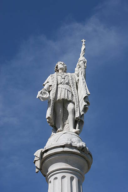 istock Statue of Columbus 182665339