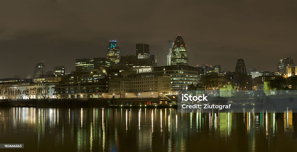 Horizonte de Londres por diária (XXXL - Foto de stock de Arquitetura royalty-free