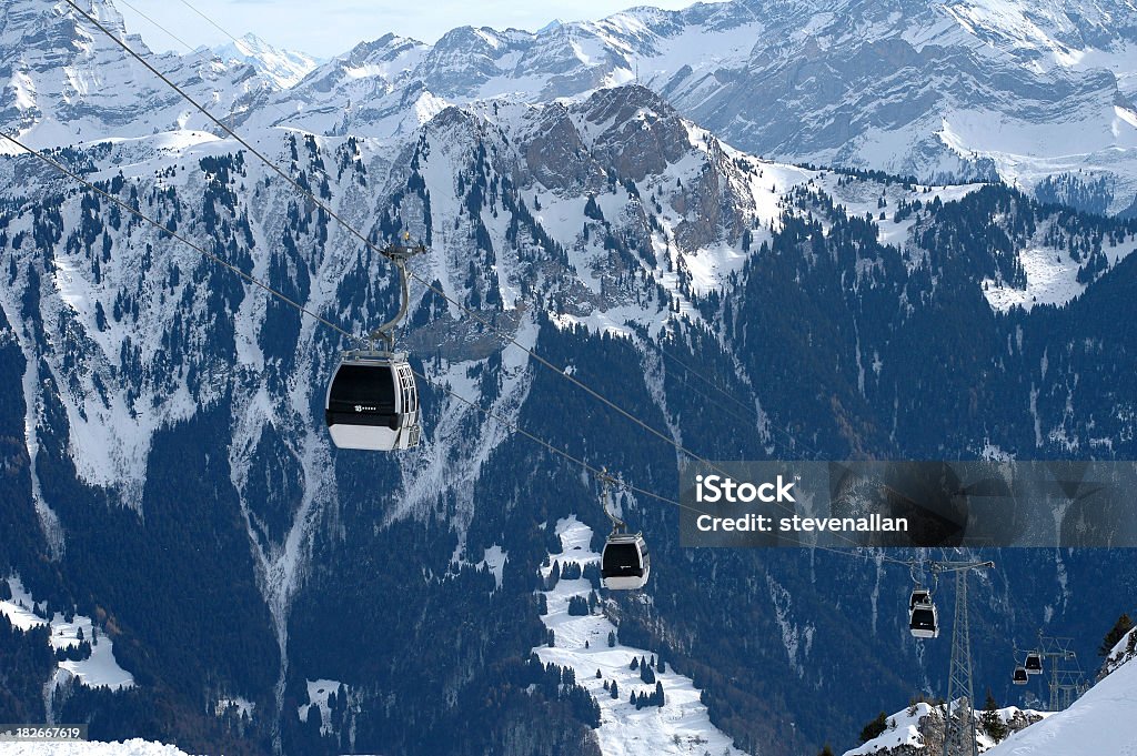 Tram Alpi - Foto stock royalty-free di Leysin