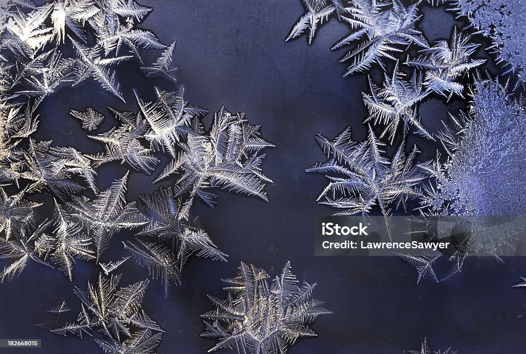 Frosty janela - Foto de stock de Congelado royalty-free