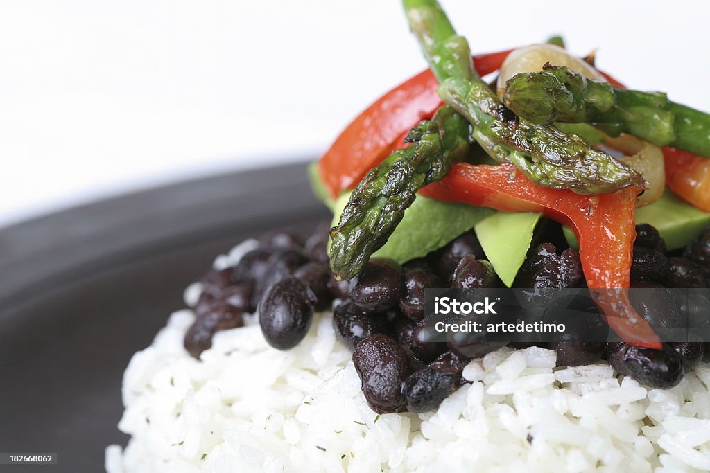 Haricots noirs et de riz avec légumes - Photo de Agrafe libre de droits