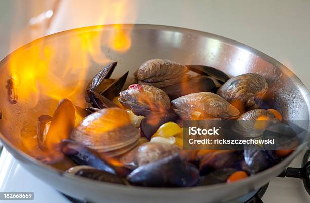 Sauteed Clams On Fire Stock Photo - Download Image Now - Clam - Seafood, Edible Mushroom, Bivalve