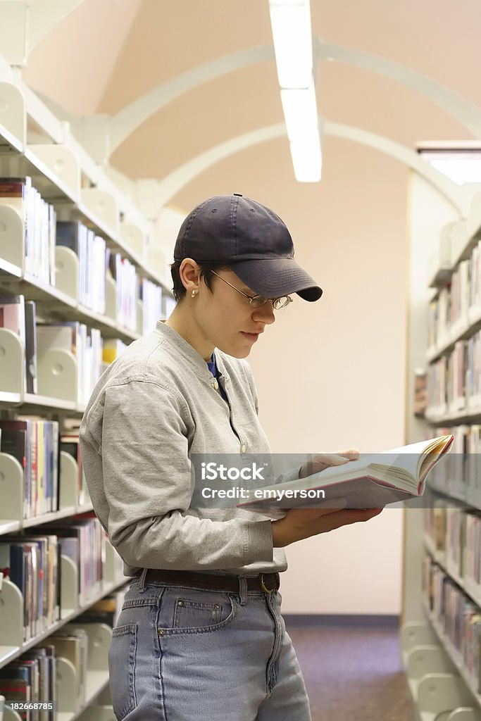 La biblioteca - Foto de stock de Adulto libre de derechos