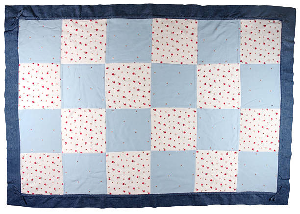 bebé coberta acolchoada - quilt textile patchwork pattern imagens e fotografias de stock