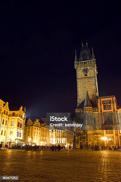 Rynek Starego Miasta W Pradze W Nocy - zdjęcia stockowe i więcej obrazów Architektura - Architektura, Badanie, Bez ludzi