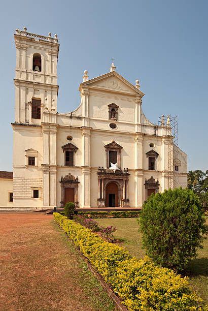 istock Se Cathedral in Old Goa, India 182672181