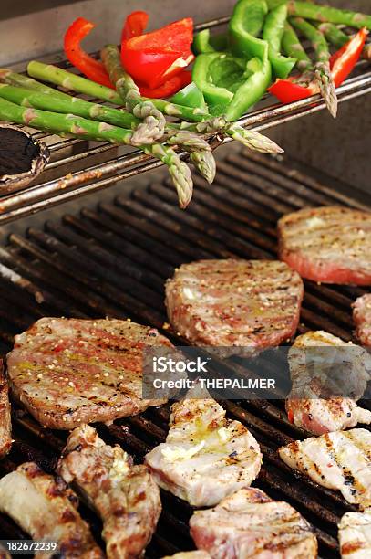 Foto de Grelha Fest e mais fotos de stock de Assado - Assado, Açougueiro, Bife