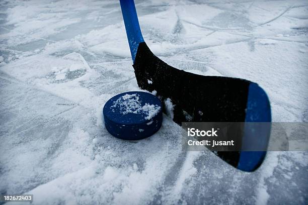 Ice Hockey Stick 2 Stockfoto und mehr Bilder von Eishockey - Eishockey, Puck, Finnland