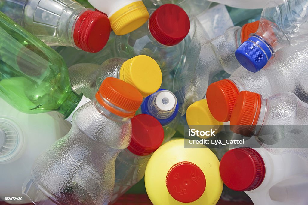 Kunststoff-Flaschen # 4 XXXL - Lizenzfrei Auseinander Stock-Foto