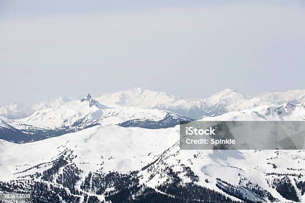 Negro Colmillo Mt Foto de stock y más banco de imágenes de Aire libre - Aire libre, Arbolado, Belleza de la naturaleza