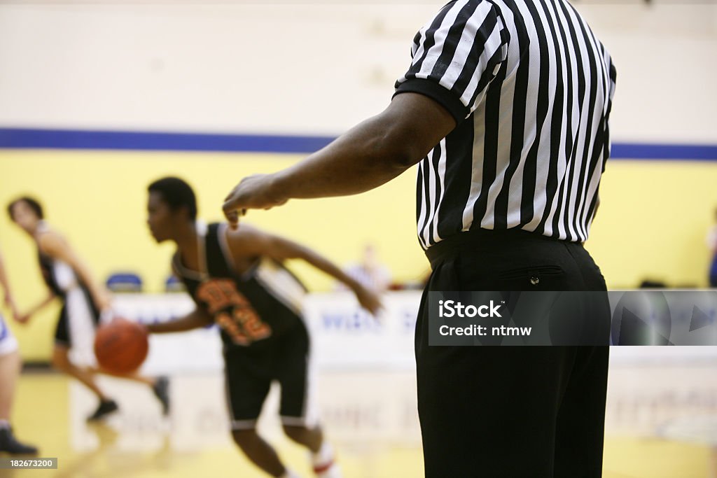 Arbitre de basket - Photo de Arbitre - Officiel sportif libre de droits