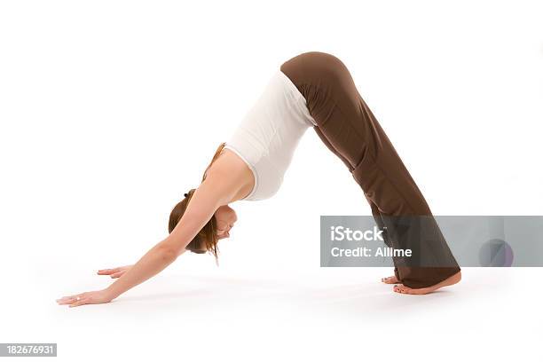 Serie De Yoga Foto de stock y más banco de imágenes de 25-29 años - 25-29 años, Actividades y técnicas de relajación, Adulto