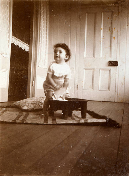 istock Edwardian child at play 182677206