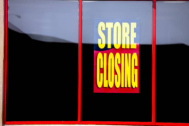 istock Store Going Out of Business 182677210