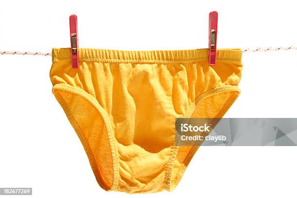 Bem Pendurado - Fotografias de stock e mais imagens de Cueca - Roupa Interior - Cueca - Roupa Interior, Roupa Interior, Amarelo