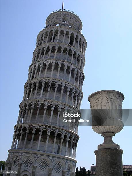 Torre De Pisa - Fotografias de stock e mais imagens de Arquitetura - Arquitetura, Catedral, Coluna arquitetónica