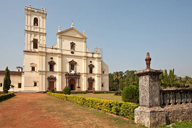 istock Se Cathedral in Old Goa, India 182677762