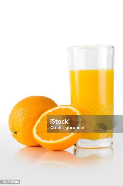 Foto de E Suco De Laranja e mais fotos de stock de Copo - Copo, Suco de Laranja, Alimentação Saudável