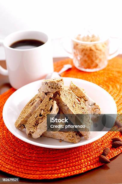 Foto de Biscotti e mais fotos de stock de Almoço - Almoço, Biscotti, Café - Bebida