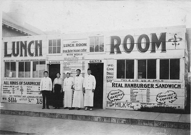 vintage restaurant extérieur - american traditions photos et images de collection