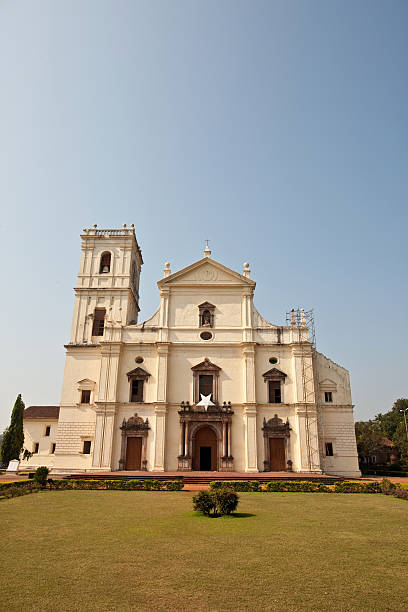 istock Se Cathedral in Old Goa, India 182681599