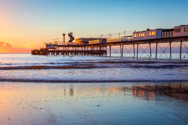 Sunrise at Sandown Pier