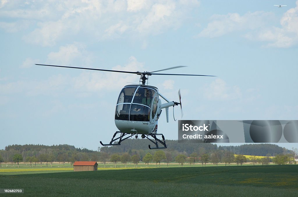 Helicóptero de aterragem - Royalty-free Ao Ar Livre Foto de stock