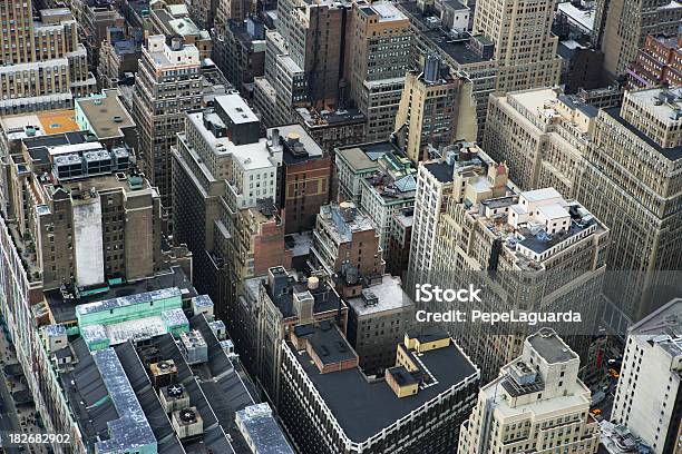 Foto de Cityscape e mais fotos de stock de Arquitetura - Arquitetura, Arranha-céu, Cidade