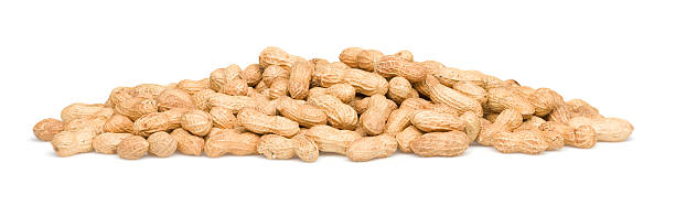 peanuts - peanut nut heap isolated 뉴스 사진 이미지