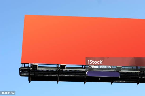 Foto de Billboard e mais fotos de stock de Azul - Azul, Cidade, Comércio - Consumismo