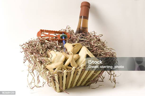 Shalach Manos Foto de stock y más banco de imágenes de Purim - Purim, Cesta de regalo, Cesta