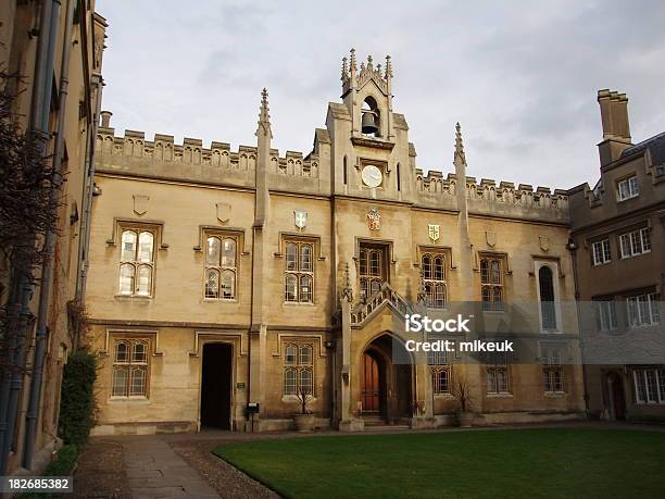 Кембриджский Университет Архитектура Здания Англия — стоковые фотографии и другие картинки Англия - Англия, Архитектура, Без людей