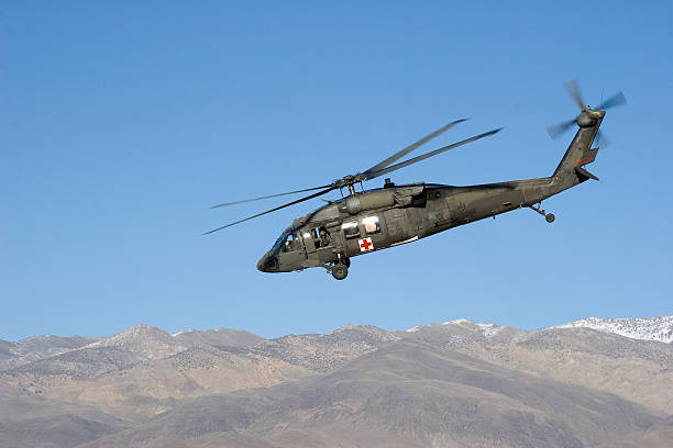 h - 60 вертолёт - rescue helicopter outdoors occupation стоковые фото и изображения