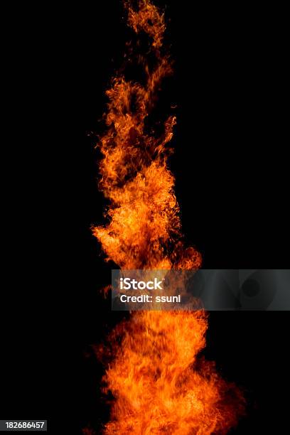 Accendi Il Mio Fuoco - Fotografie stock e altre immagini di Accendere (col fuoco) - Accendere (col fuoco), Alla griglia, Arancione