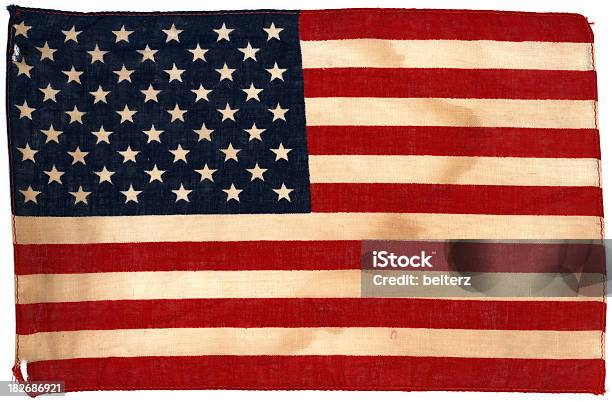 비바람을 맞은 미국 플래깅 미국 국기에 대한 스톡 사진 및 기타 이미지 - 미국 국기, 복고풍, 고풍스런