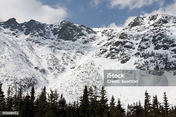 Tuckerman Ущелье Белая Гора Национальный Лес — стоковые фотографии и другие картинки Нью-Гэмпшир - Нью-Гэмпшир, Снег, Лыжный спорт